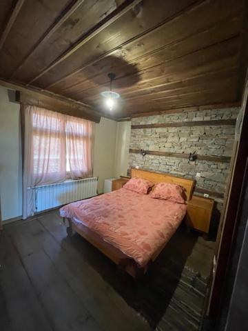 Leshten Guest Homes ภายนอก รูปภาพ